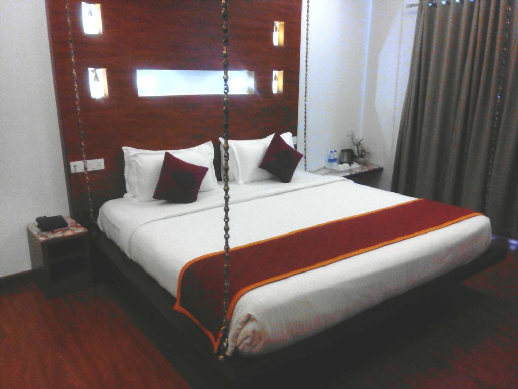 The Spk Hotel Madurai Eksteriør billede